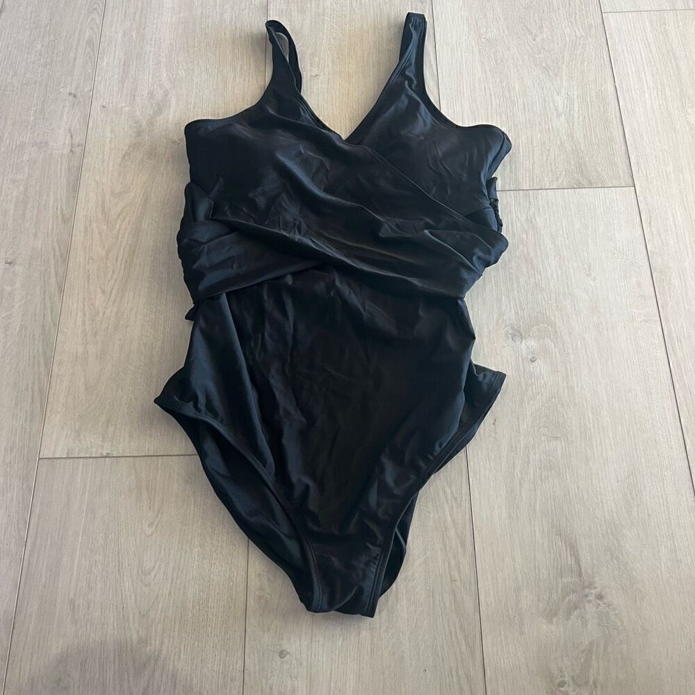 Smismivo 1pc swimsuit size XL